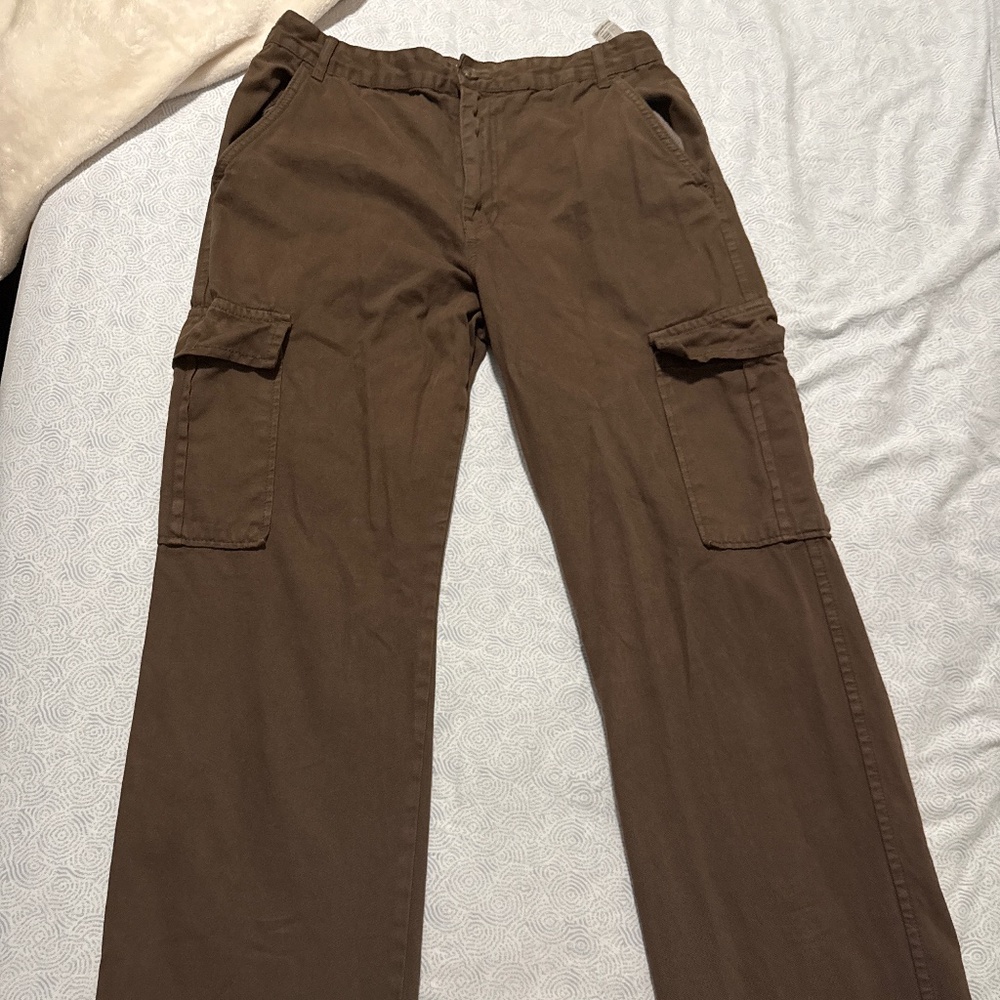 Brown wash cargo
